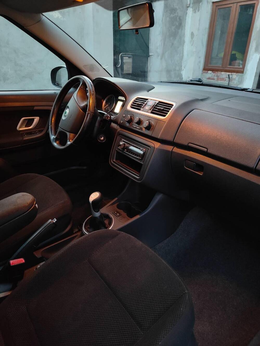 Skoda Roomster usata a Vercelli (6)