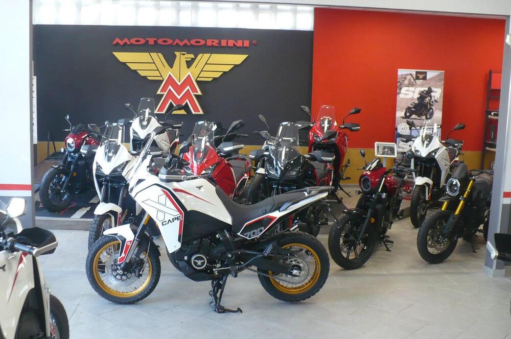 Moto Morini X-Cape 700 Gold Edition (2025) (5)