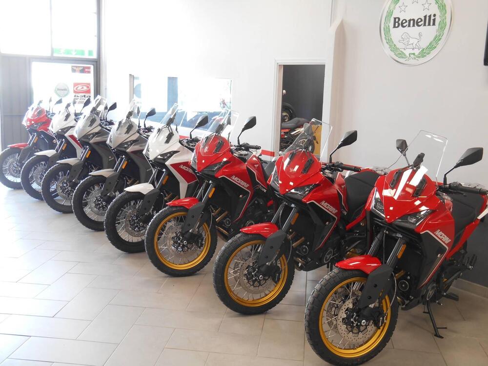 Moto Morini X-Cape 700 Gold Edition (2025) (7)