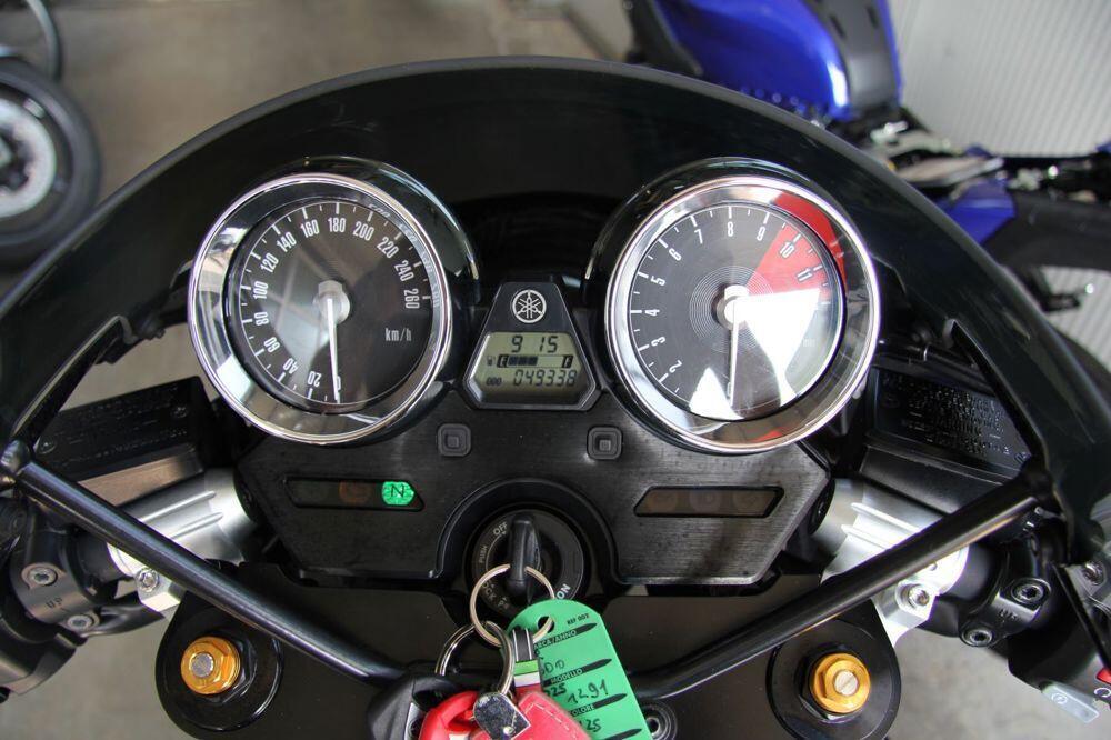 Yamaha XJR 1300 Racer (2015 - 17) (5)