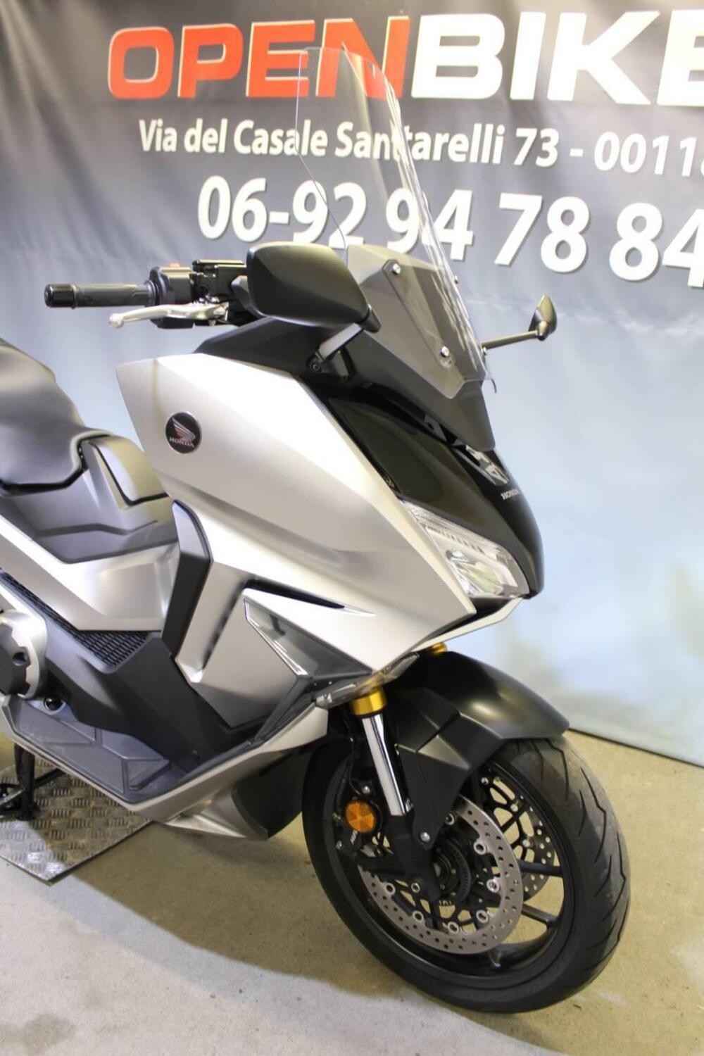 Honda Forza 750 DCT (2021 - 24) (8)