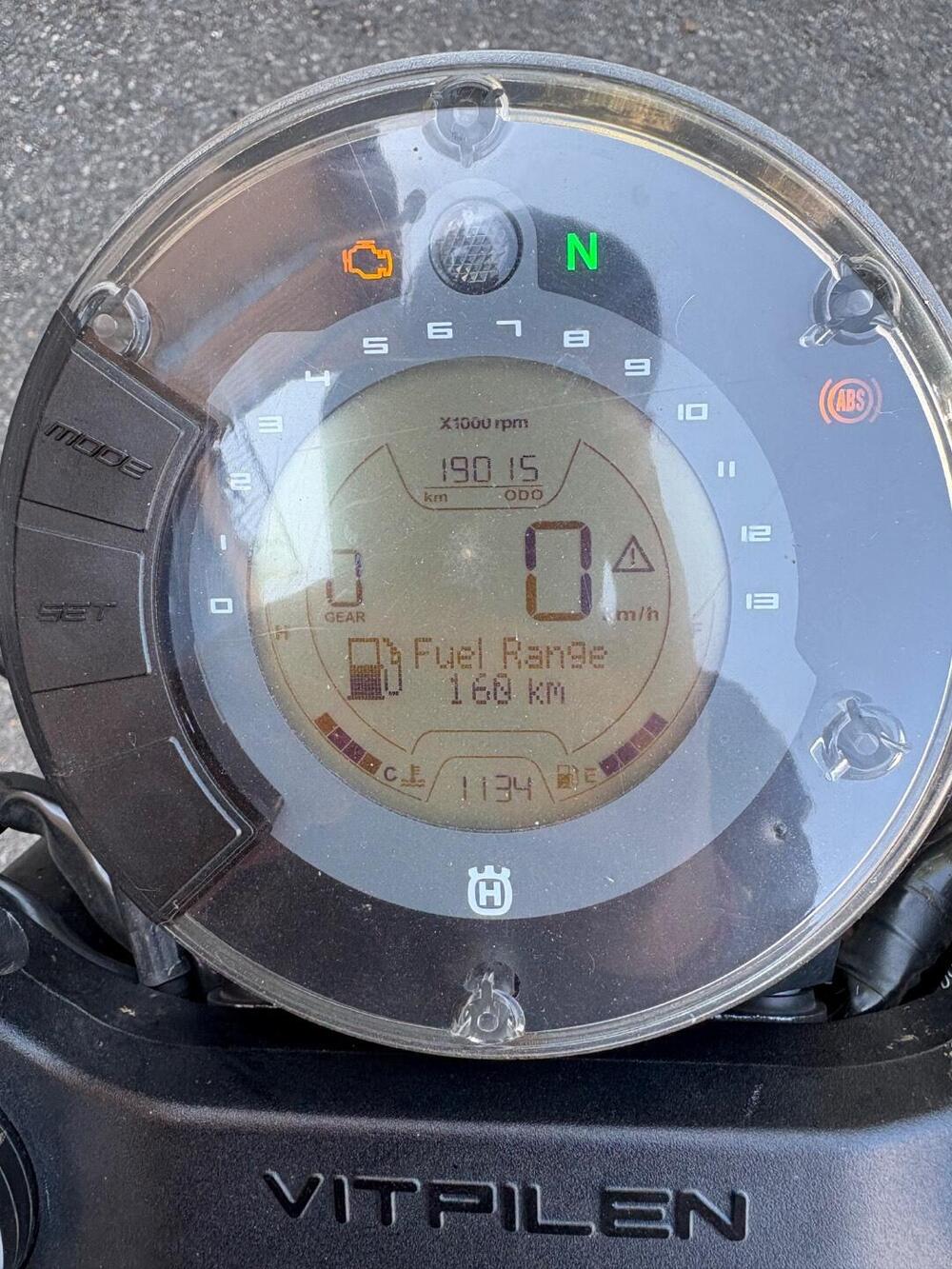 Husqvarna Vitpilen 401 (2018 - 19) (9)