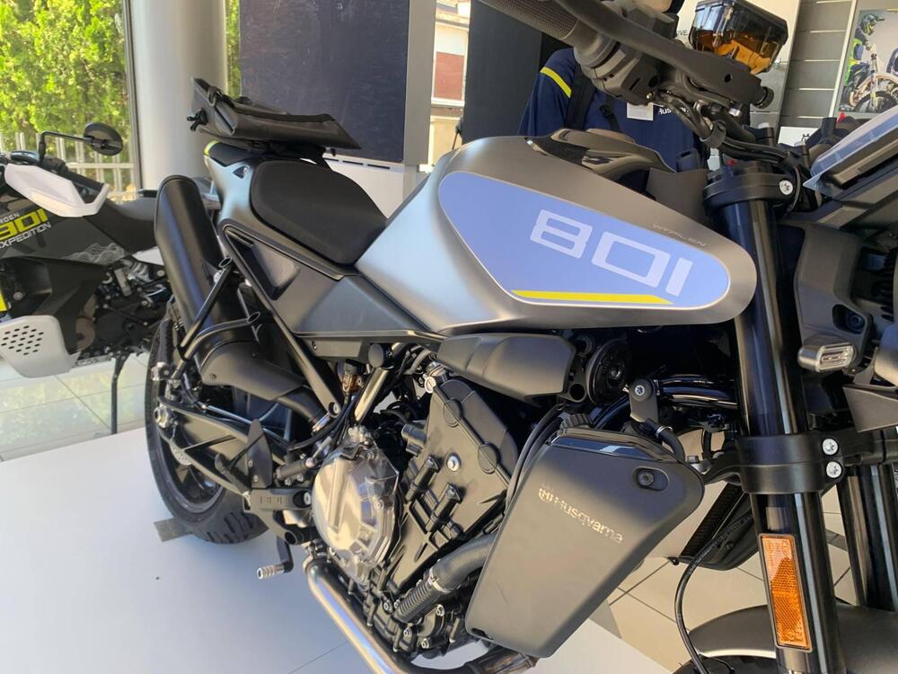 Husqvarna Vitpilen 801 L (2025 - 26) (3)