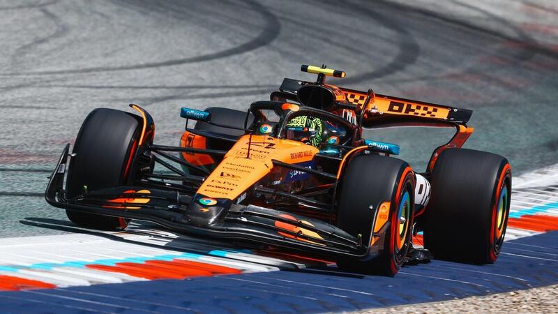 F1. GP Austria, McLaren ancora in testa nella FP3 con Norris e Piastri. Verstappen, Leclerc e Hamilton a caccia