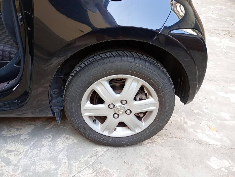 Toyota iQ usata a Firenze (3)