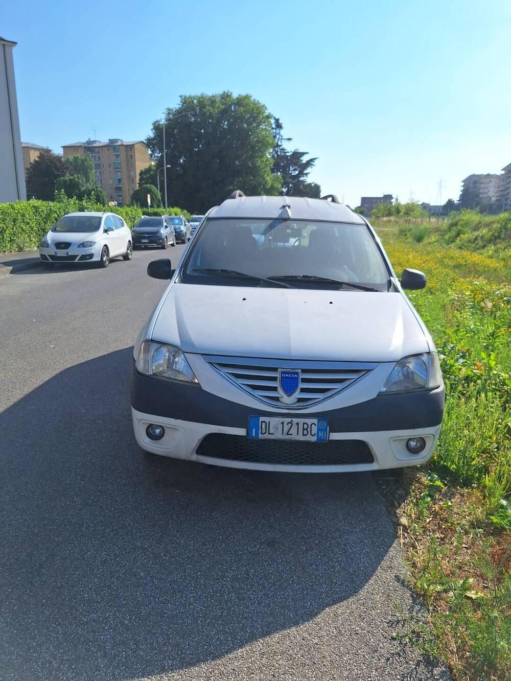 Dacia Logan Station Wagon usata a Milano (2)