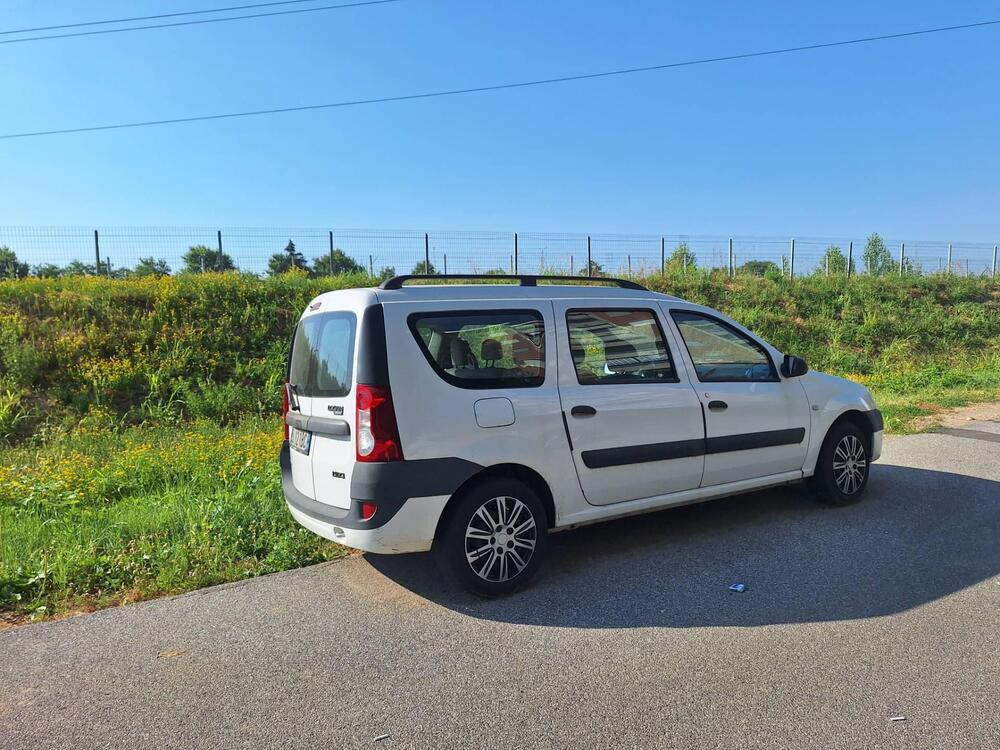 Dacia Logan Station Wagon usata a Milano (5)