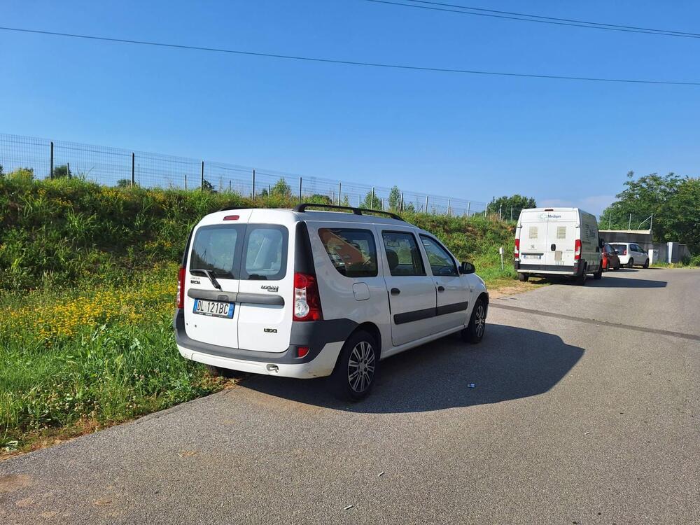 Dacia Logan Station Wagon usata a Milano (6)