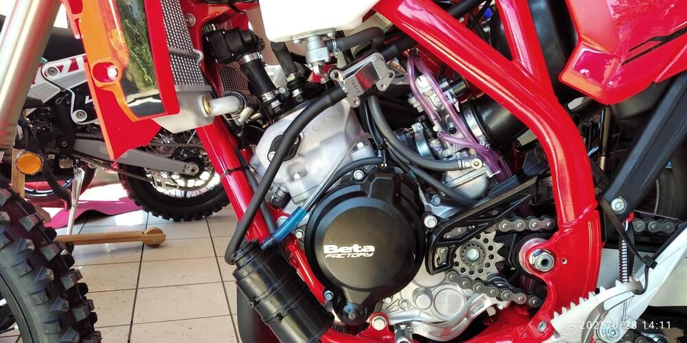 Betamotor RR X-PRO 125 2T Enduro (2026) (2)