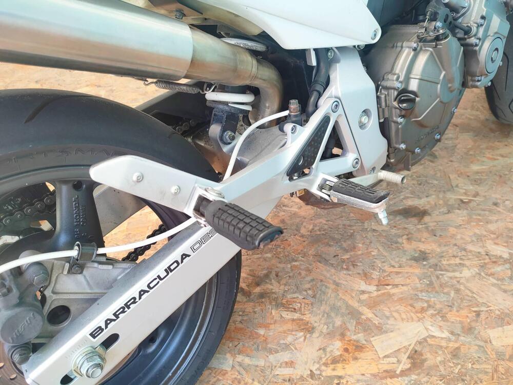 Honda Hornet 600 (2005 - 06) (19)