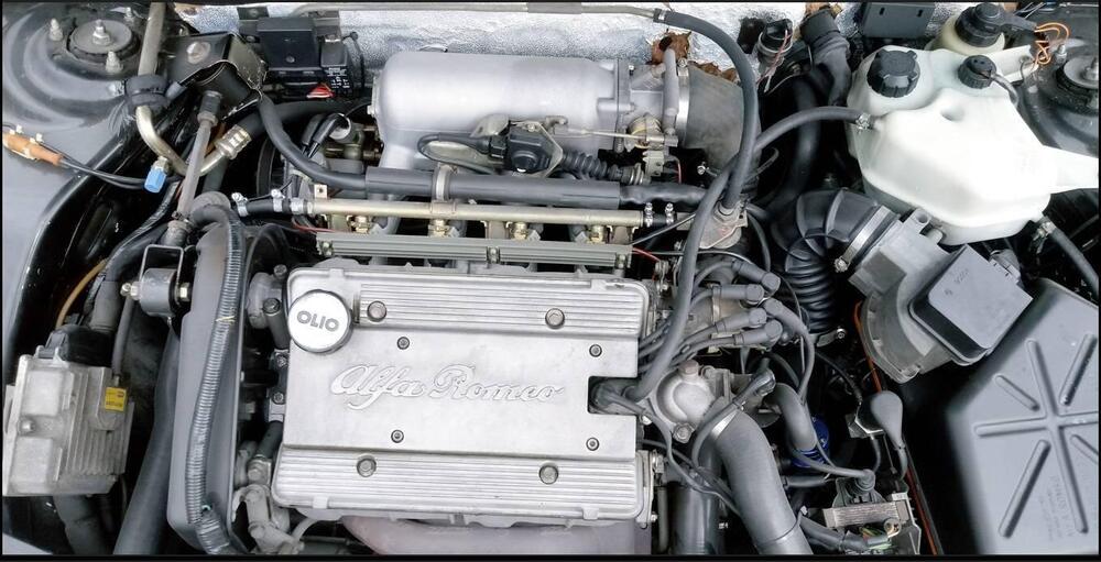 Alfa Romeo 164 Turbo 2.0 d'epoca a Prato (16)