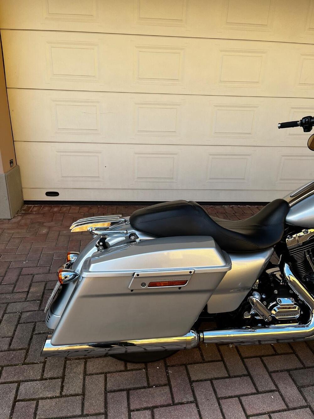 Harley-Davidson 1584 Street Glide (2008 - 10) - FLHX (10)