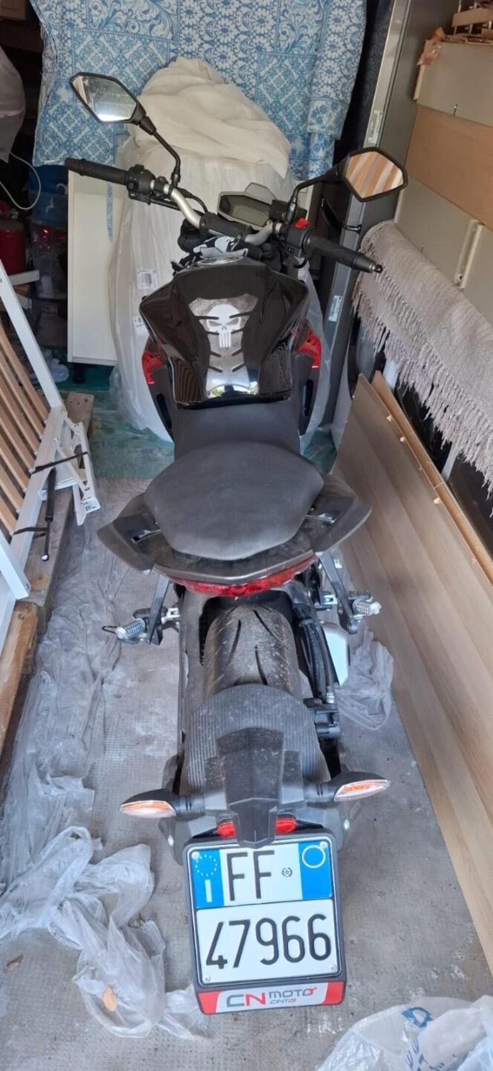 Voge Brivido 300R (2021 - 24) (2)