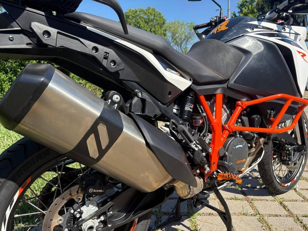KTM 1090 Adventure R (2017 - 19) (2)