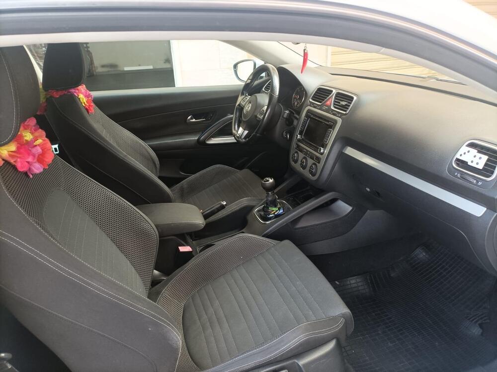 Volkswagen Scirocco usata a Matera (6)