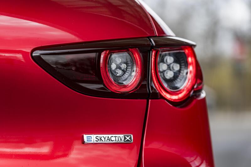 La Mazda con il motore Skyactiv-X