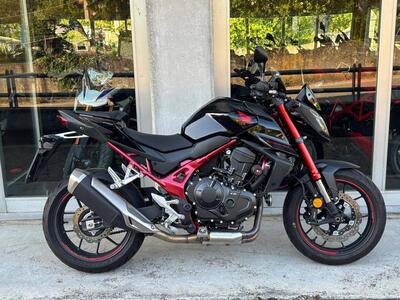 Honda CB 750 Hornet (2023 - 24) usata