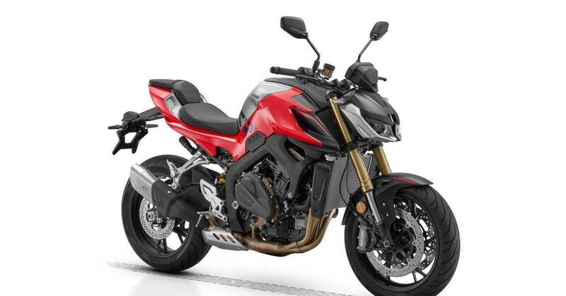 QJMotor sferra l&#039;attacco alle naked giapponesi: arriva la SRK 800