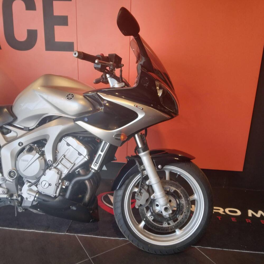 Yamaha FZ6 Fazer (2004 - 07) (7)