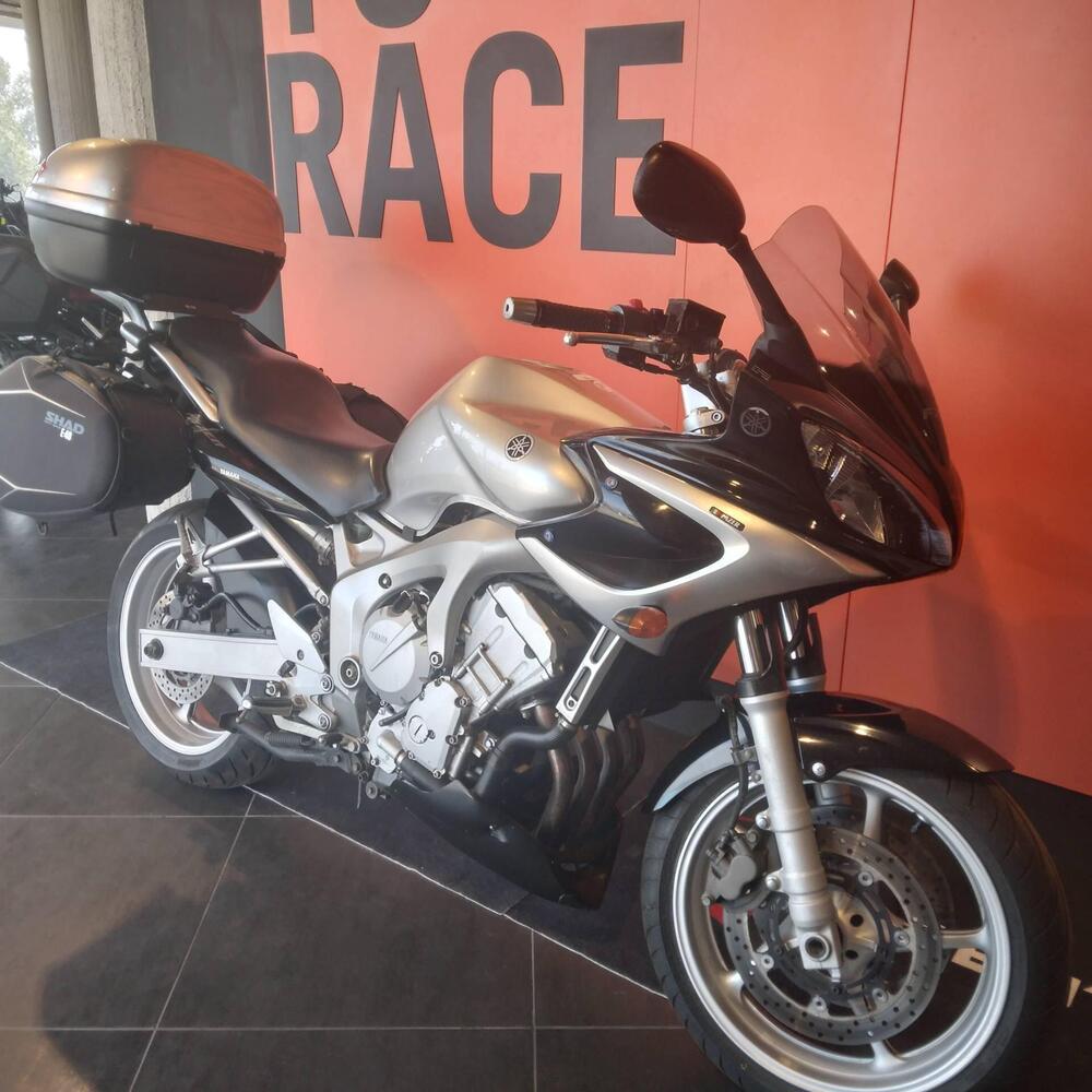 Yamaha FZ6 Fazer (2004 - 07) (8)