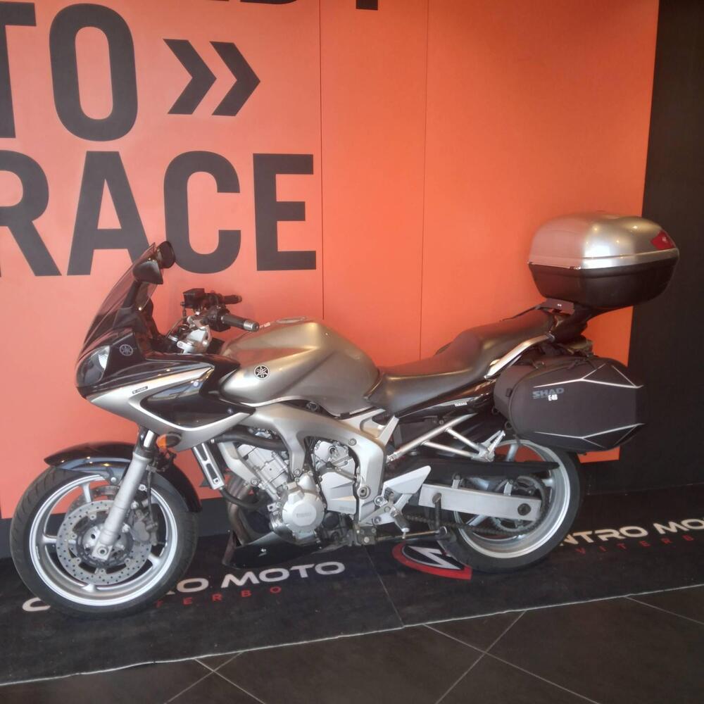 Yamaha FZ6 Fazer (2004 - 07) (10)