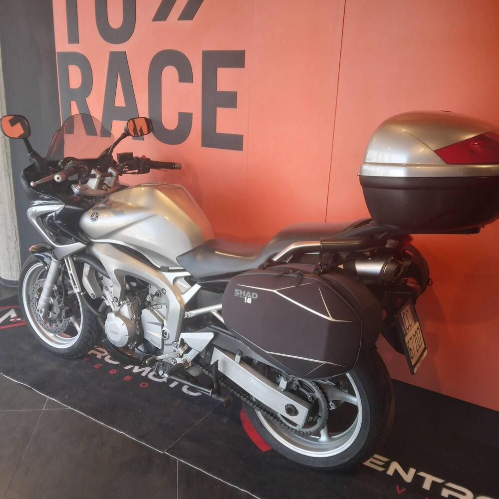 Yamaha FZ6 Fazer (2004 - 07) (12)