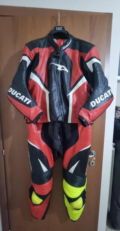 Tuta divisibile GIMOTO su misura