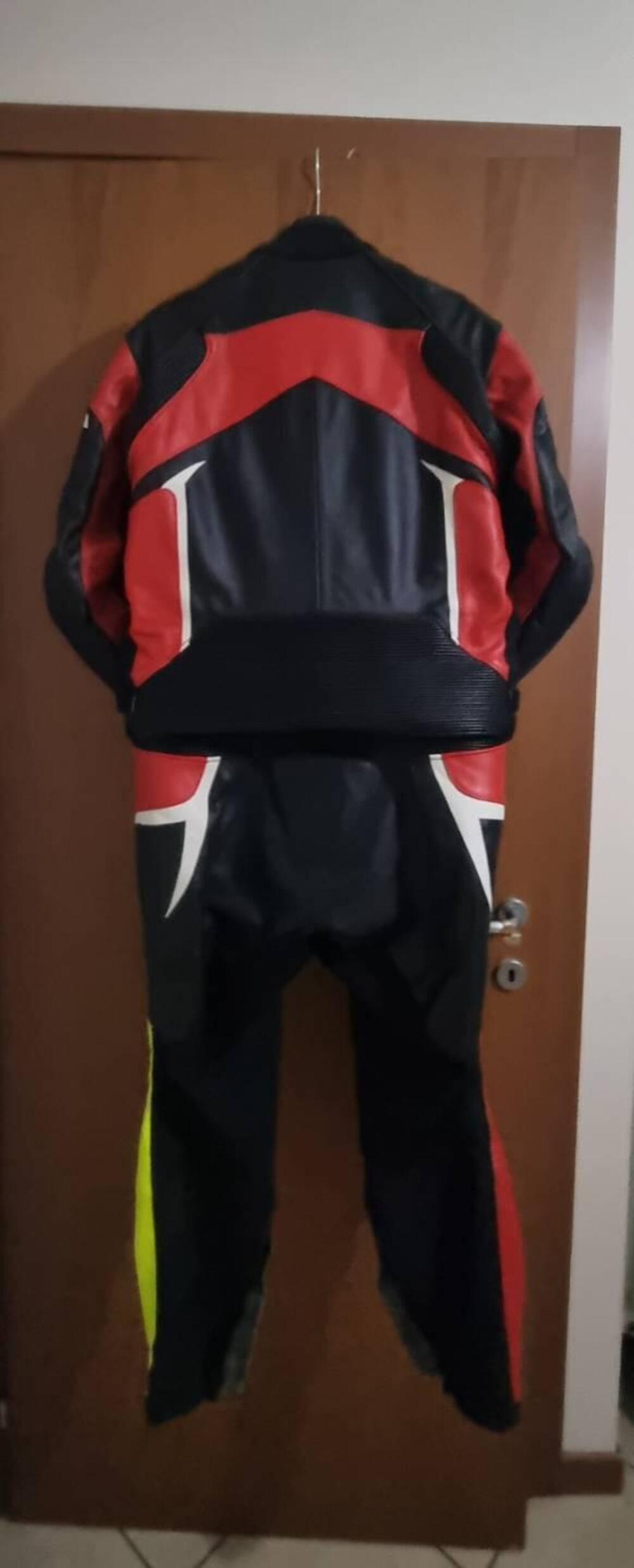 Tuta divisibile GIMOTO su misura (2)