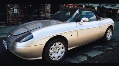 Fiat Barchetta d&#039;epoca del 2000 a Noventa Padovana