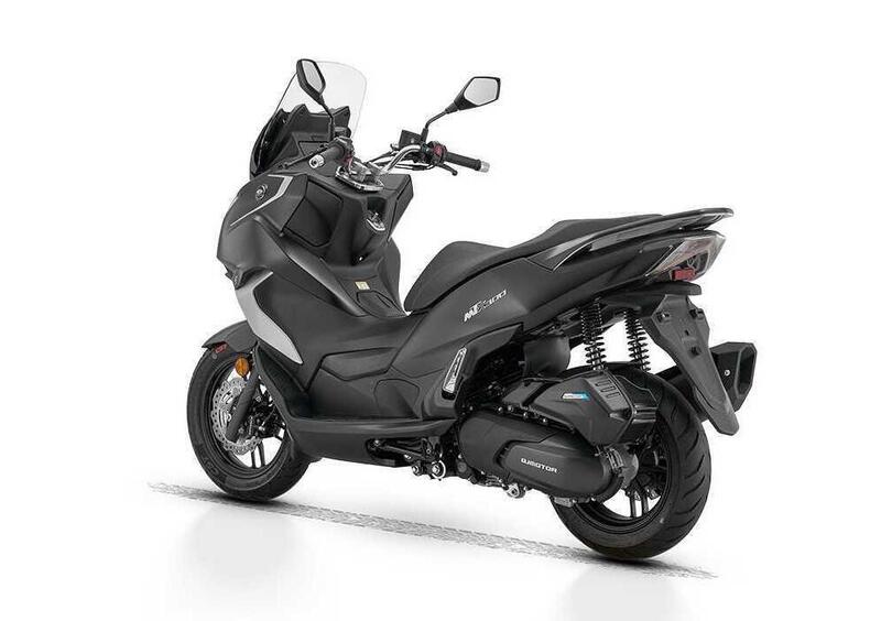 QJ Motor MTX 300 MTX 300 (2025) (5)