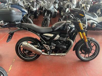 Triumph Speed 400 (2024 - 25) usata
