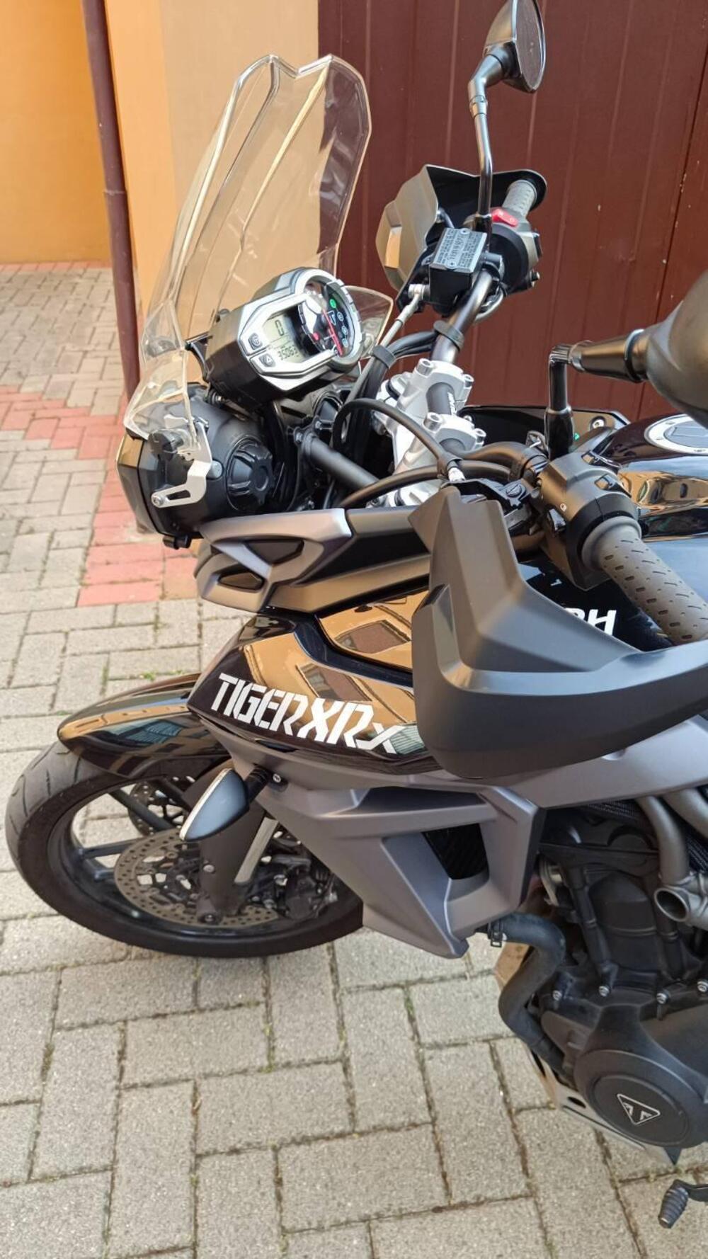 Triumph Tiger 800 XRx (2015 - 17) (6)