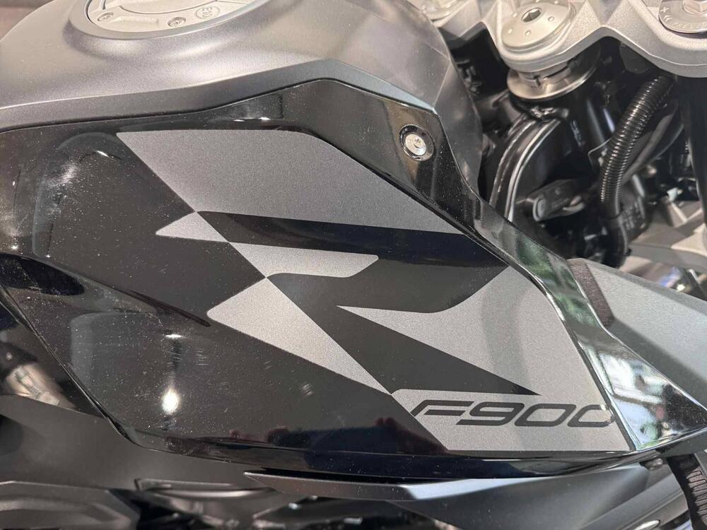 Bmw F 900 R (2025) (2)