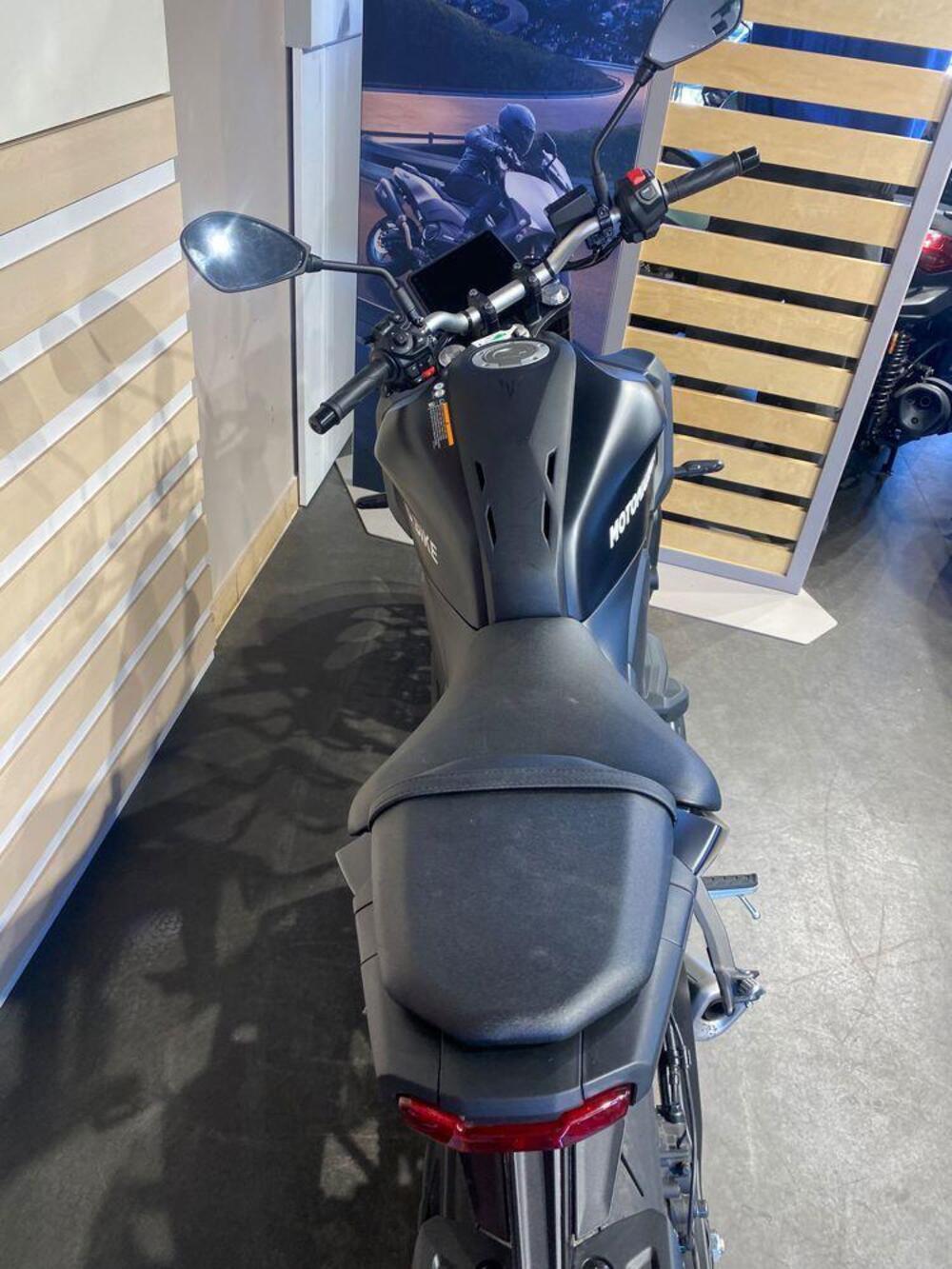 Yamaha MT-07 Y-AMT (2025 - 26) (2)