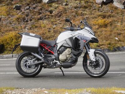 Ducati Multistrada V4 S (2025) nuova
