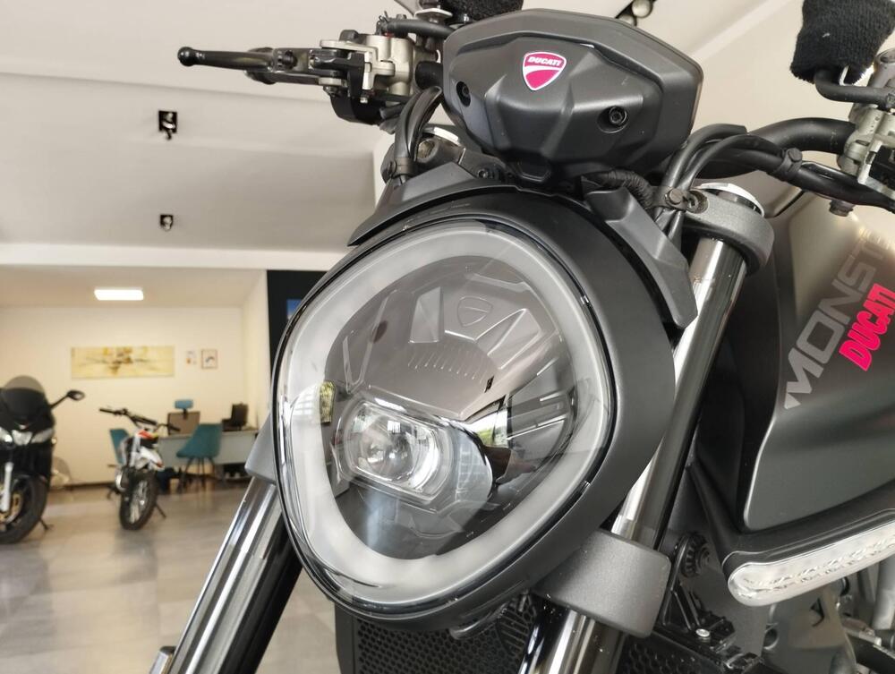 Ducati Monster 937 (2021 - 25) (16)