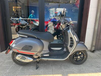 Vespa GTS 300 Super Hpe (2021 - 22) usata