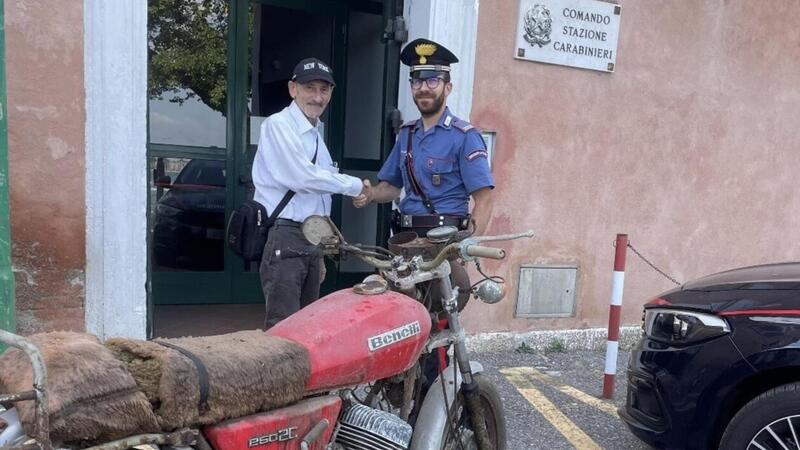 Moto rubata: passano 36 anni e i Carabinieri la ritrovano, &egrave; un modello che sorprende