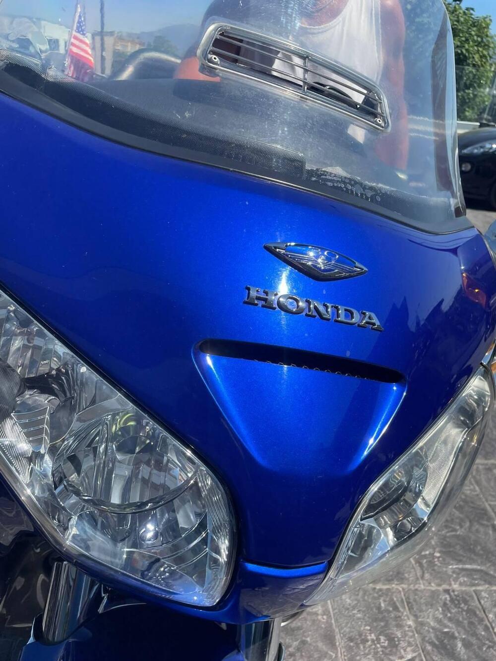 Honda GL 1800 Gold Wing (2006) (8)