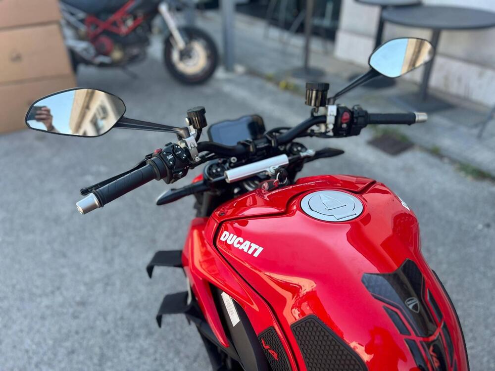 Ducati Streetfighter V4 1100 (2020) (4)