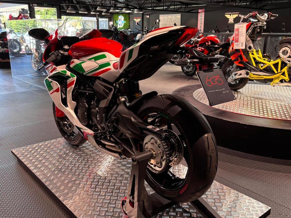 MV Agusta F3 800 RC (2022 - 25) (5)