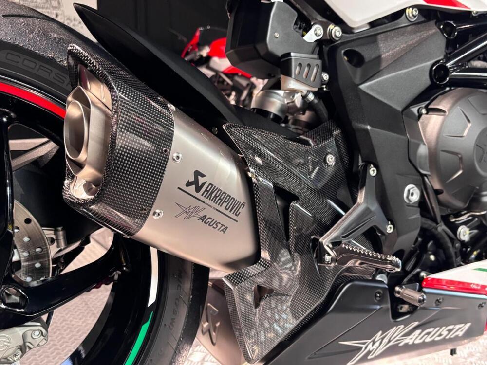 MV Agusta F3 800 RC (2022 - 25) (4)