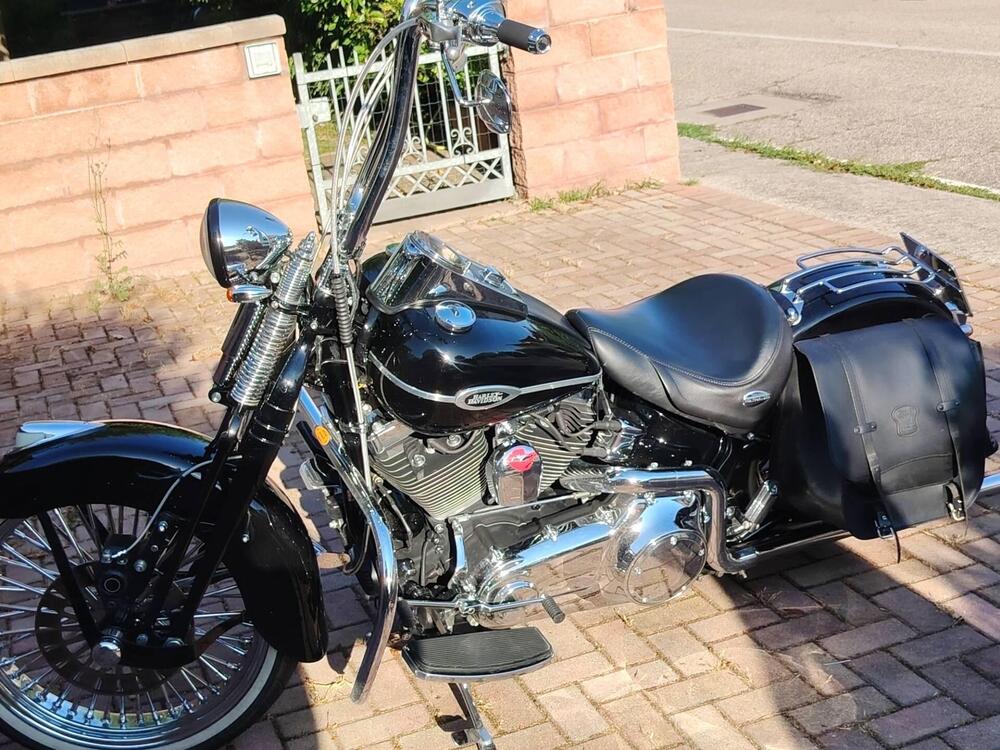 Harley-Davidson 1584 Springer Classic (2006 - 07) - FLSTSC (3)