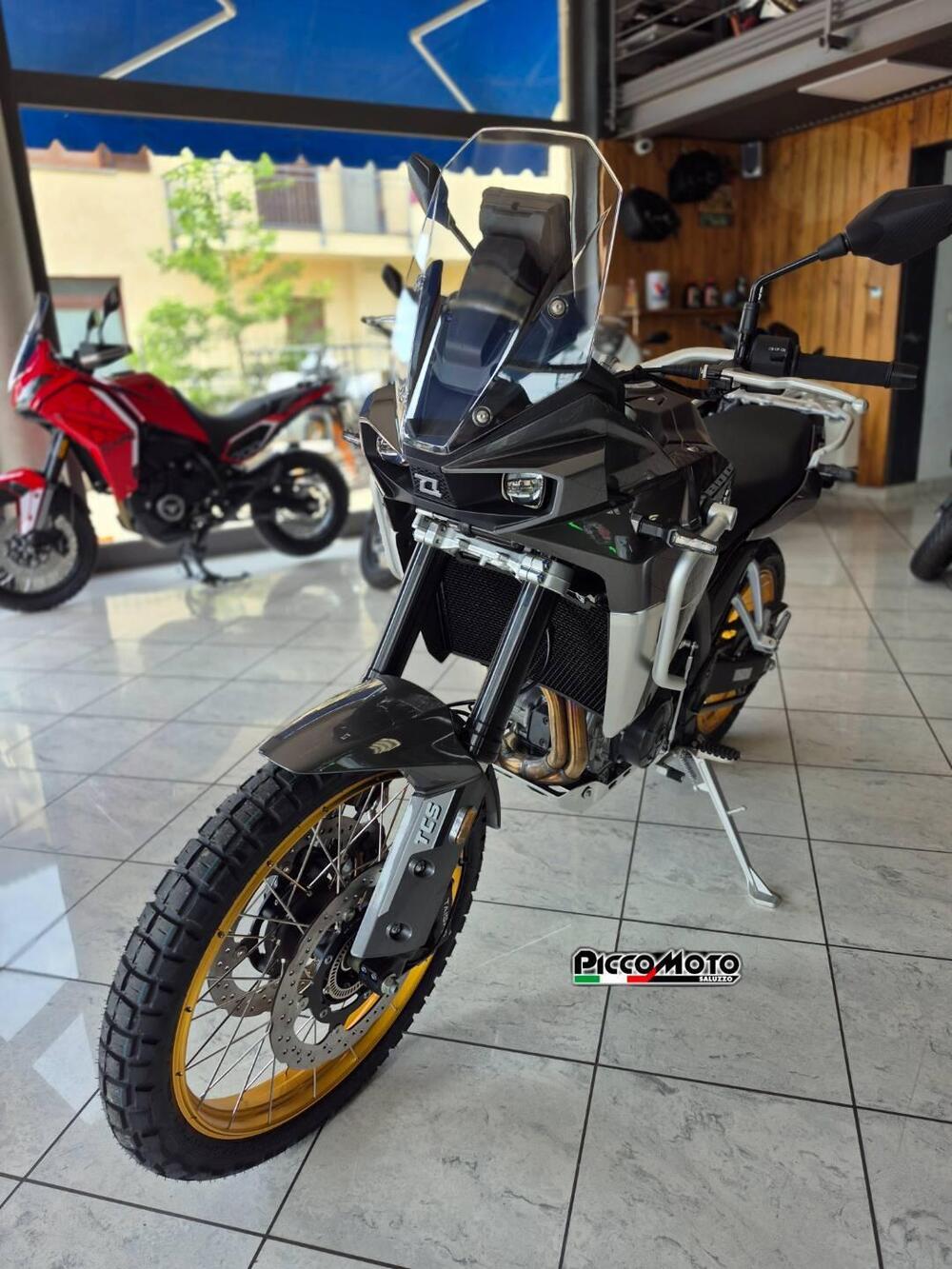 Kove 800X Pro (2024 - 25) (2)