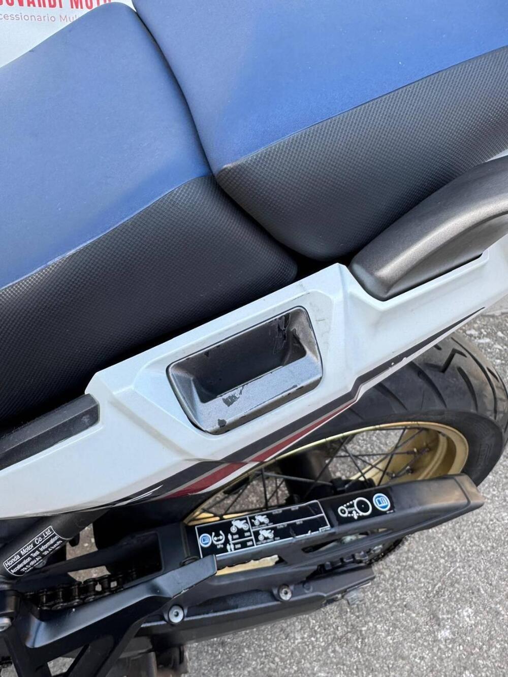 Honda Africa Twin CRF 1000L DCT ABS (2016 - 17) (4)