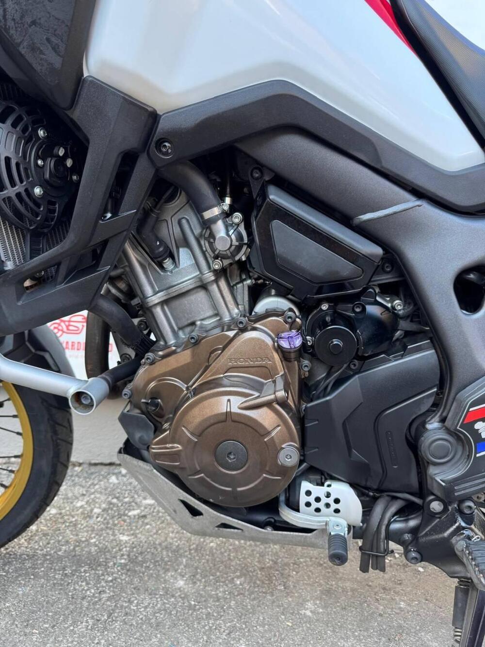 Honda Africa Twin CRF 1000L DCT ABS (2016 - 17) (6)