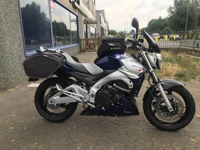 Suzuki GSR 600 (2006 - 11) usata