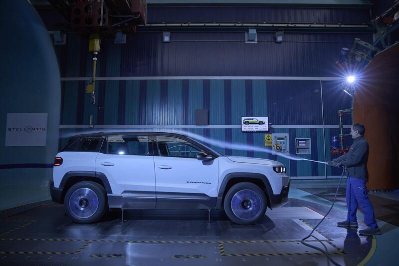 Test in galleria sulla nuova Jeep Compass