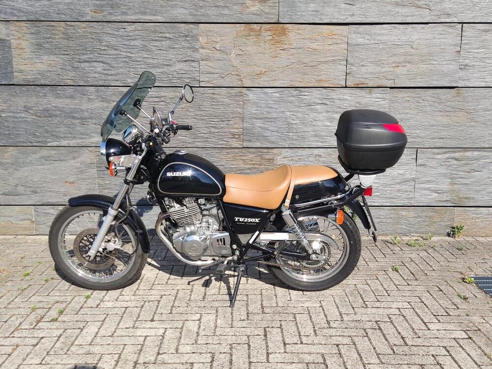 Suzuki TU 250 X (1997 - 03)