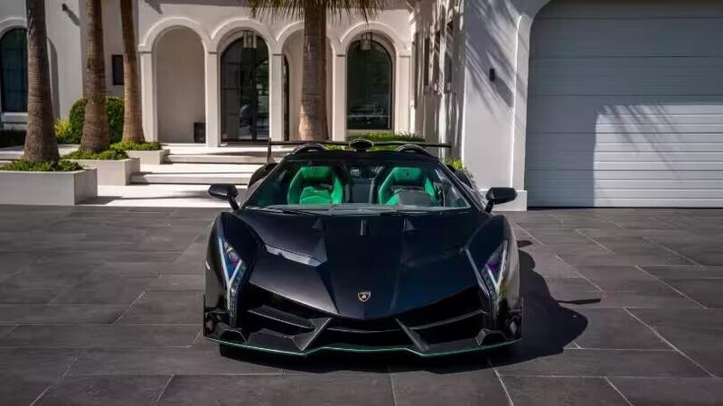 Lamborghini Veneno Roadster